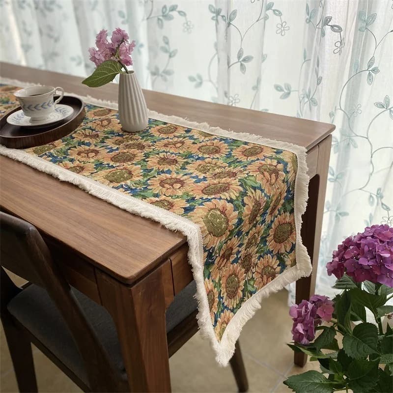 Față de masă florală pentru masa de dining, pat și comodă TV