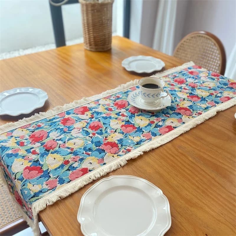 Feță de masă Jacquard din amestec de bumbac și in, design floral nordic