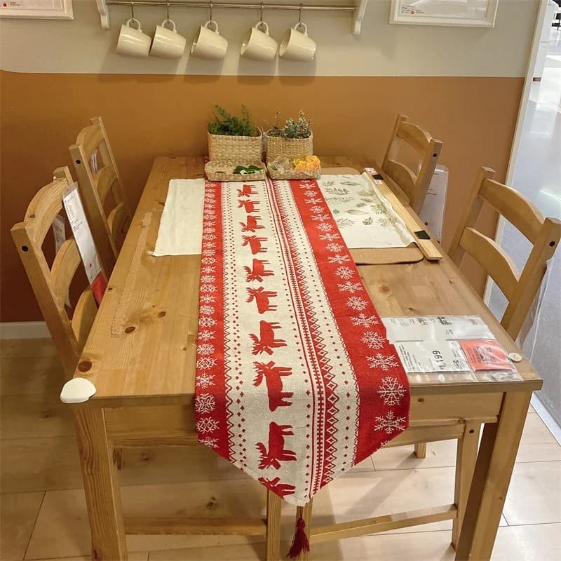 Față de masă de Crăciun cu Poinsettia, stil pictură în ulei